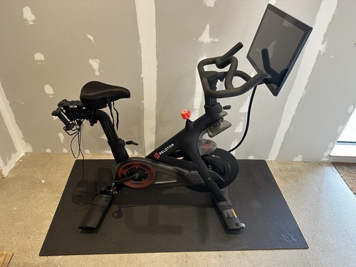 Peloton bike gen - peloton,