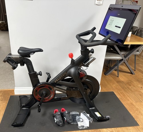 Peloton model 360 touch - peloton,