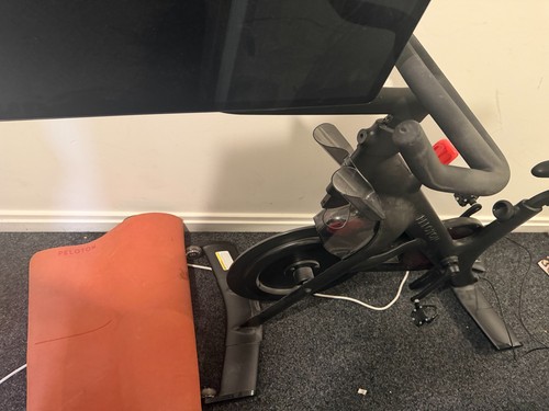 Peloton bike hardly - peloton,