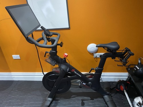 Peloton exercise bike - peloton,