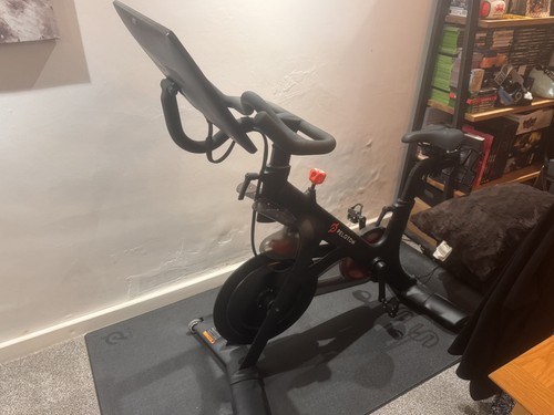 Peloton bike - peloton,