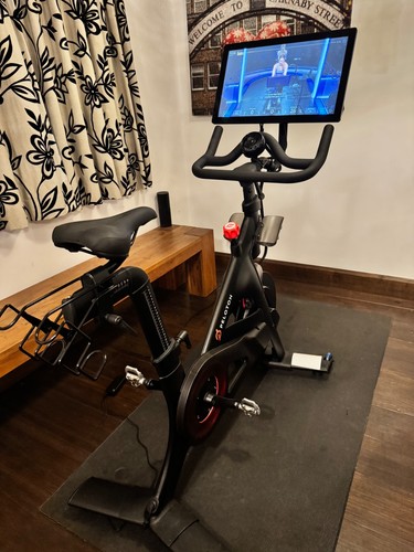 Peloton bike original gen - bike,