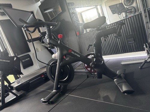 Peloton original bike - peloton,
