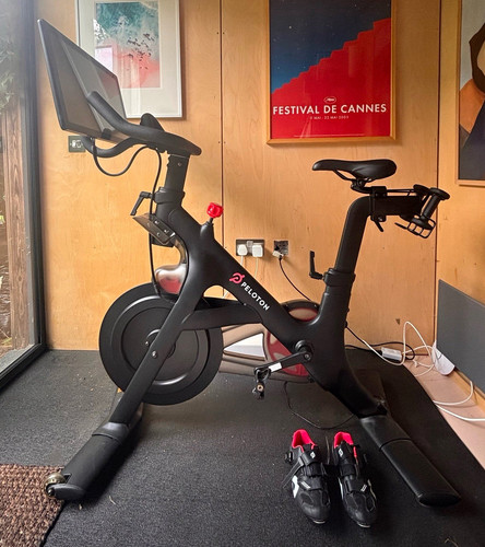 Peloton bike touch - peloton,