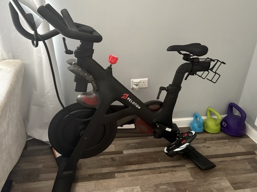 Peloton bike upright - upright, indoor