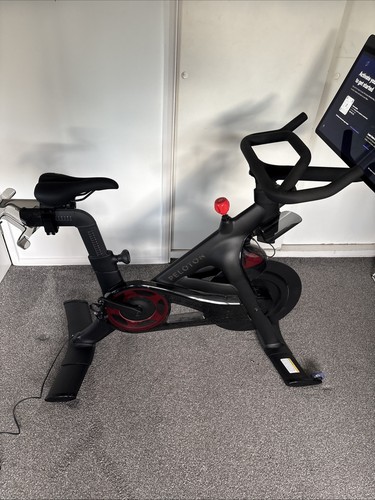 Peloton bike exercise - peloton, bike+