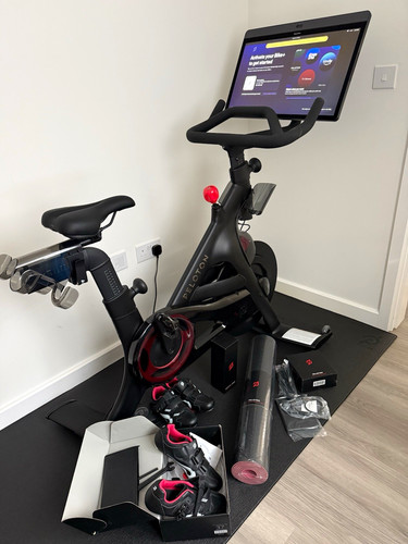 Peloton bike upright exercise - peloton, bike+