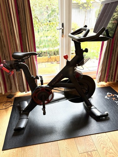 Peloton bike exercise - peloton,