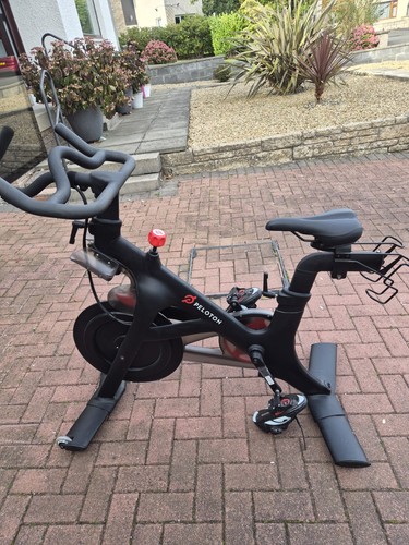 Peloton plus exercise bike - plus,